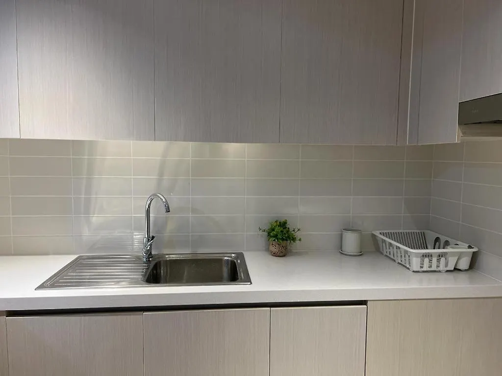 Next To Yas Island'S Gems - Canal+Pool View Apartment Abu Dhabi 0*,  United Arab Emirates