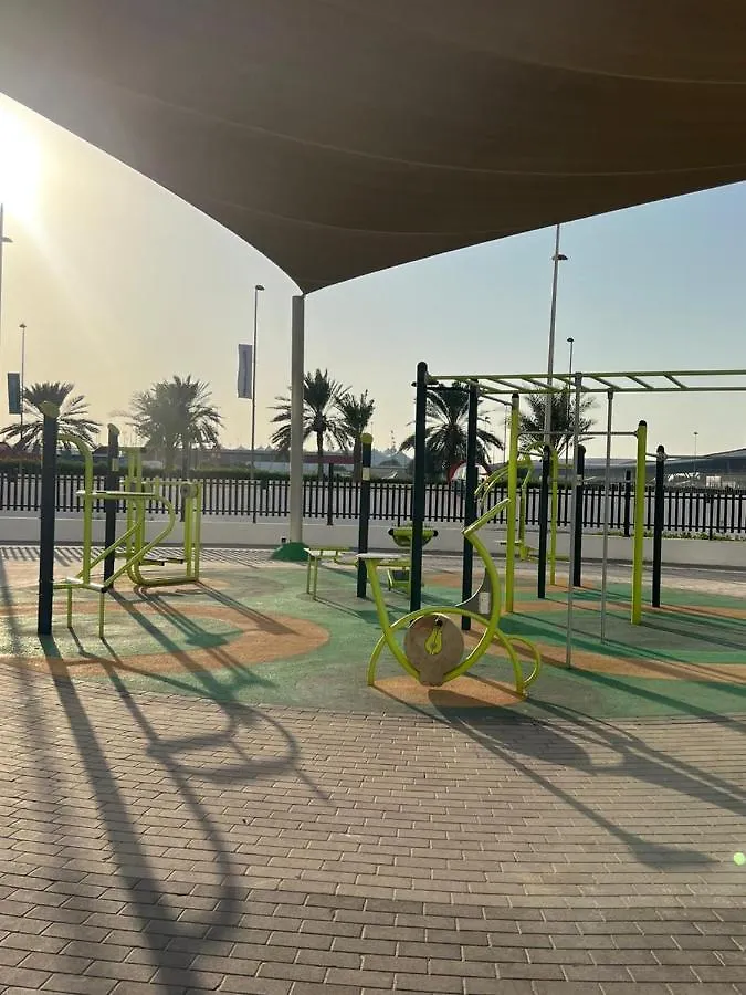 Next To Yas Island'S Gems - Canal+Pool View Apartment Abu Dhabi 0*,