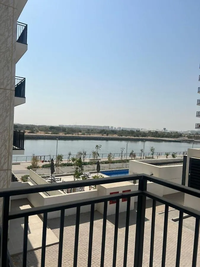 Next To Yas Island'S Gems - Canal+Pool View Apartment Abu Dhabi