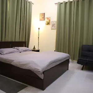 شقة Luxury Private Studio Close To Airport, أبو ظبي